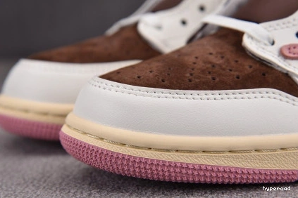 Hyperoad x Travis Scott 1 Low OG Air Jordan 1109